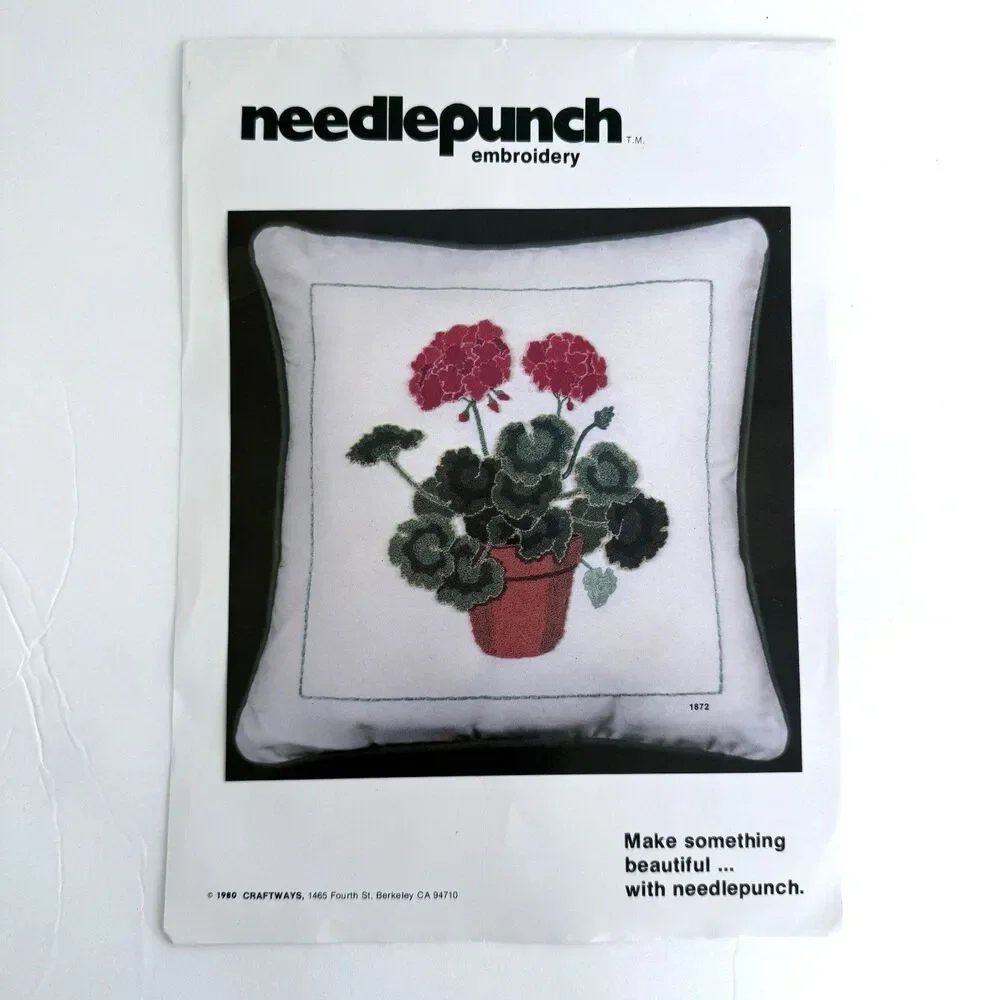 Vintage Craftways 1872 Needlepunch Embroidery Kit Pattern Geraniums Red Flowers